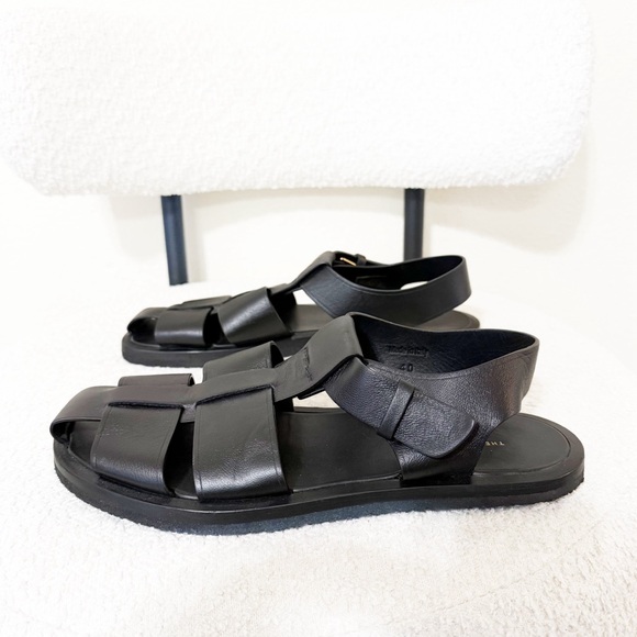 The Row $1050 Fisherman Sandals in Black Leather Covered Buckle Strap Size 40/10 - Picture 11 of 16